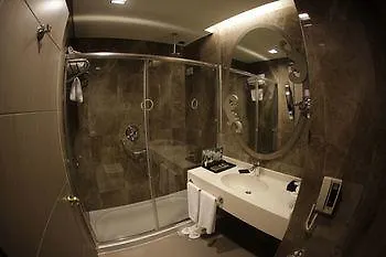 Doubletree By Hilton Atasehir And Conference Centre Hotell 5*