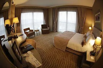 Doubletree By Hilton Atasehir And Conference Centre 5* 伊斯坦布尔