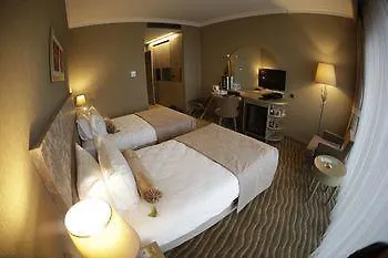 Doubletree By Hilton Atasehir And Conference Centre 酒店