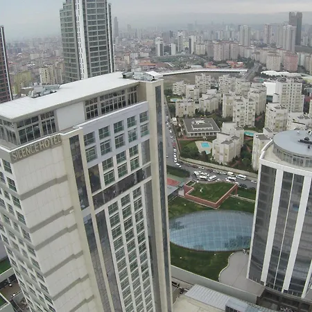 酒店 Doubletree By Hilton Atasehir And Conference Centre 5*