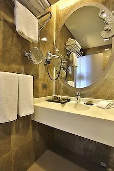 فندق Doubletree By Hilton Atasehir And Conference Centre اسطنبول