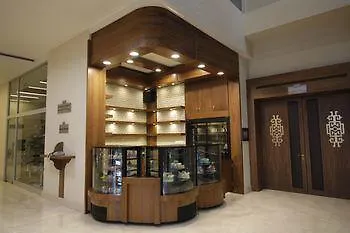 Doubletree By Hilton Atasehir And Conference Centre فندق