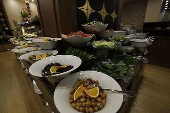 Doubletree By Hilton Atasehir And Conference Centre فندق
