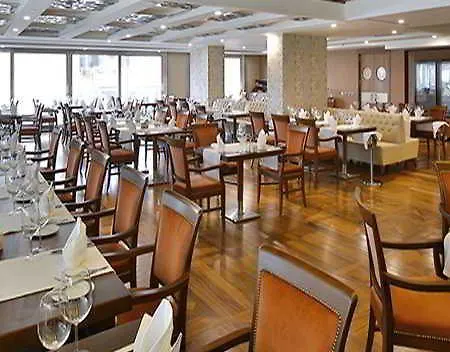 فندق Doubletree By Hilton Atasehir And Conference Centre