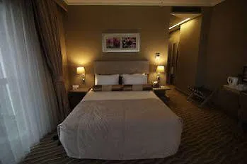 Doubletree By Hilton Atasehir And Conference Centre فندق اسطنبول